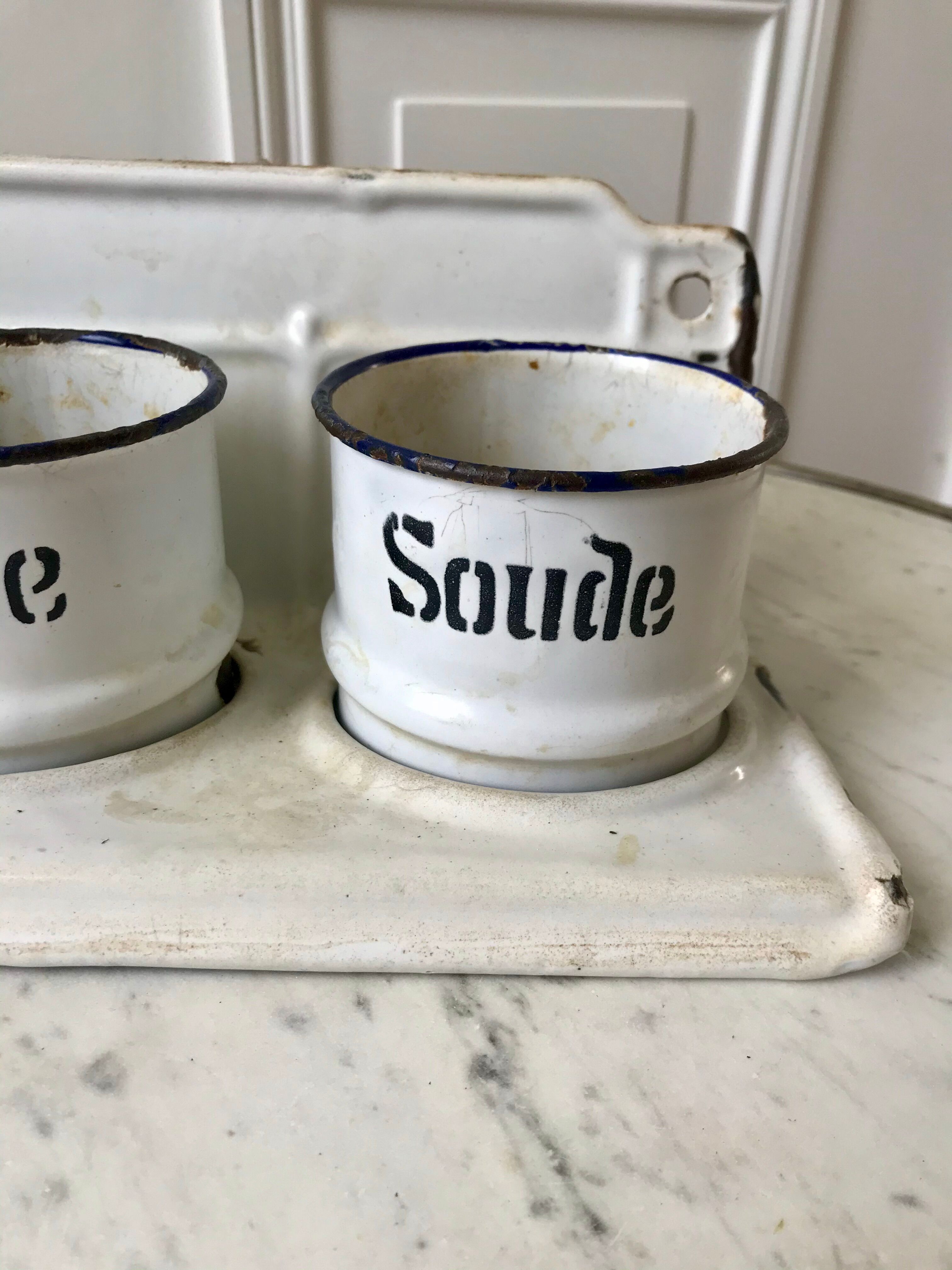 set of enamelled pots to fix (soda, soap, salt) early twentieth century