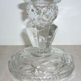 Bougeoir en verre pressé ciselé