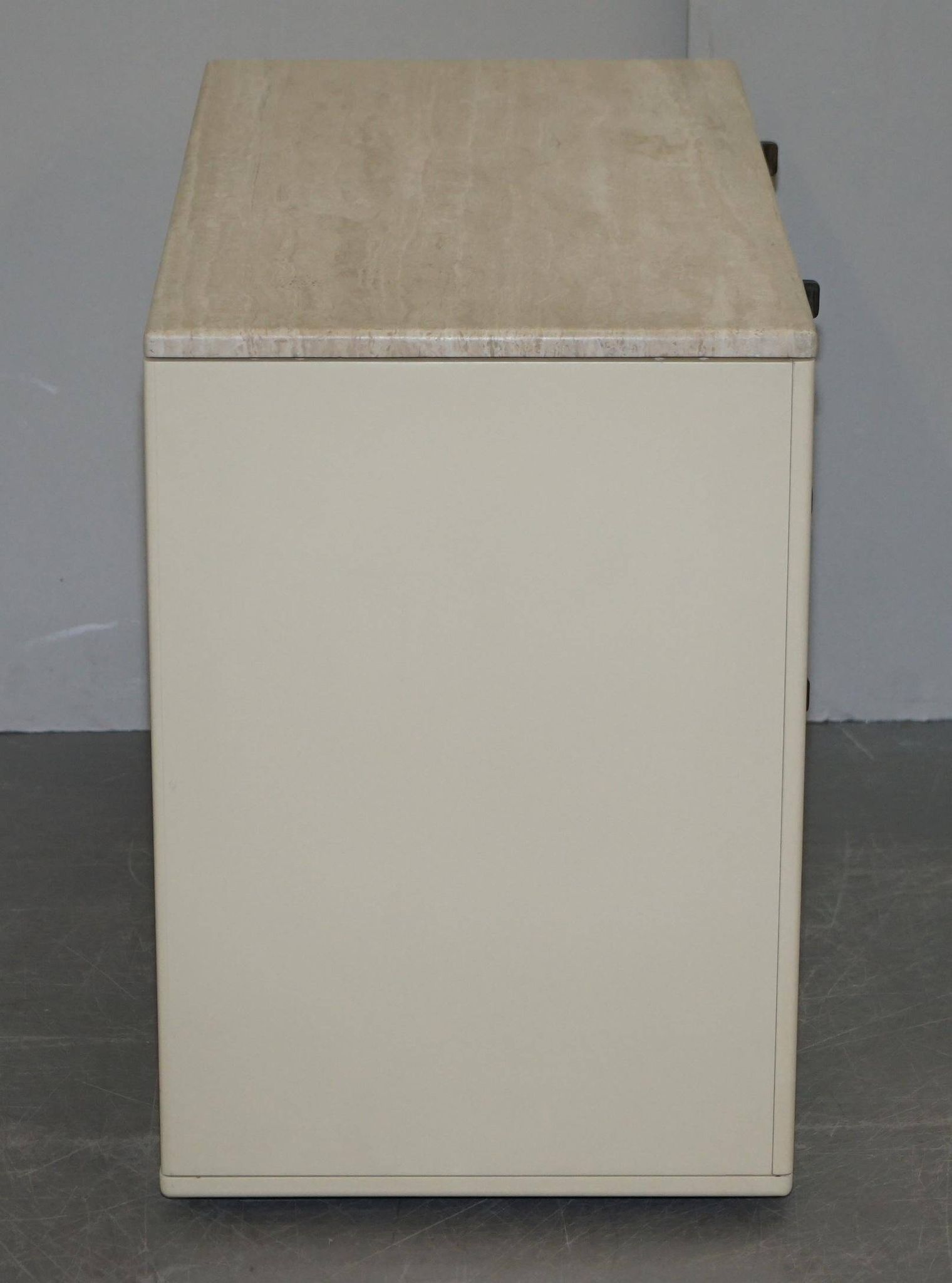 Interlubke marble chest of drawers