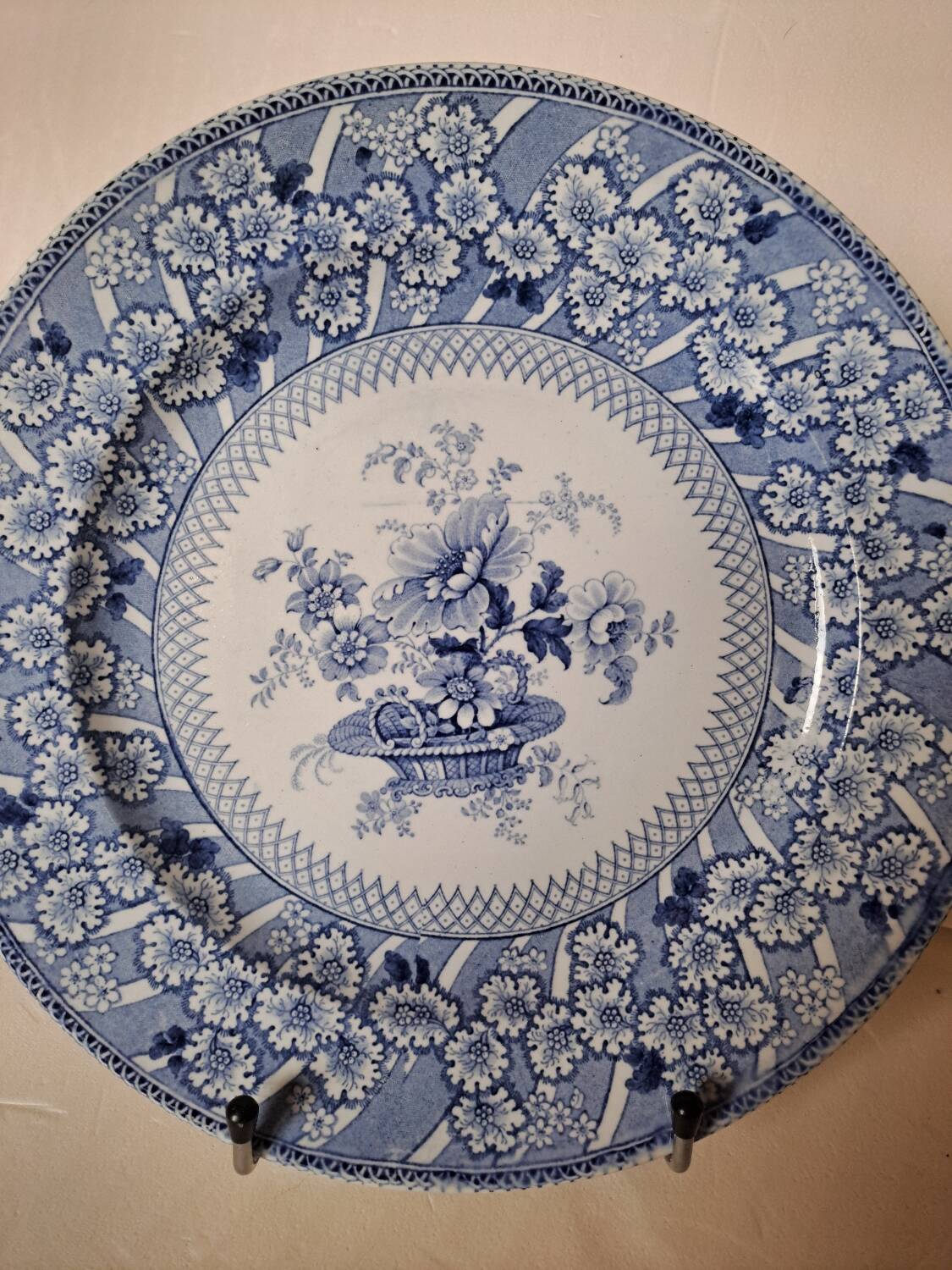 David Johnston Bordeaux Flower Basket Dinner Plate