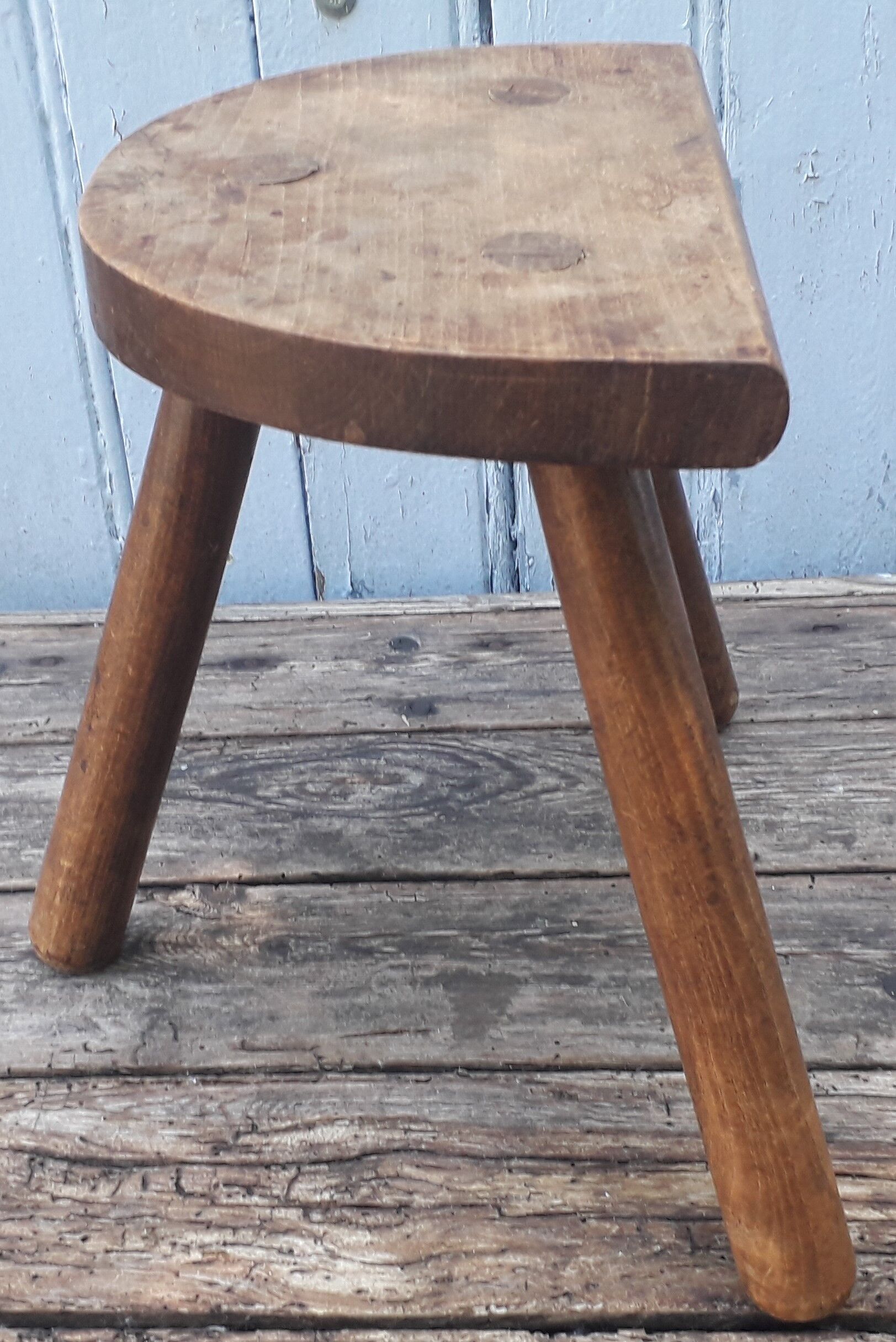 Farm stool