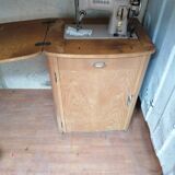 Singer 191 B sewing machine in his furniture