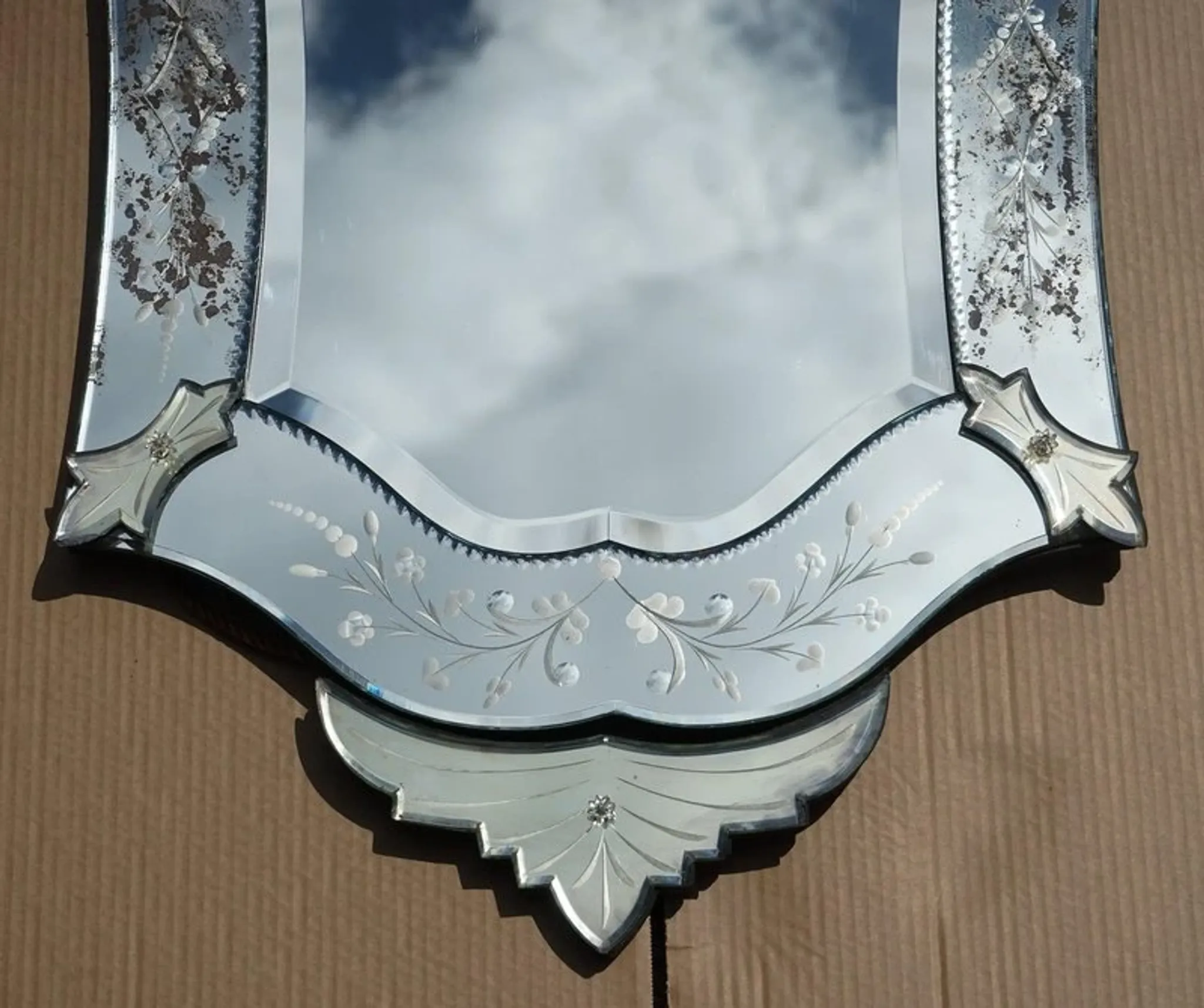 Antique Venetian Heart-Shaped Wall Mirror in Printed Glass, Italy, 1910s
