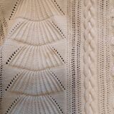 White cotton hand-knitted blanket