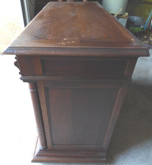 Low cabinet two doors two drawers Henry II style