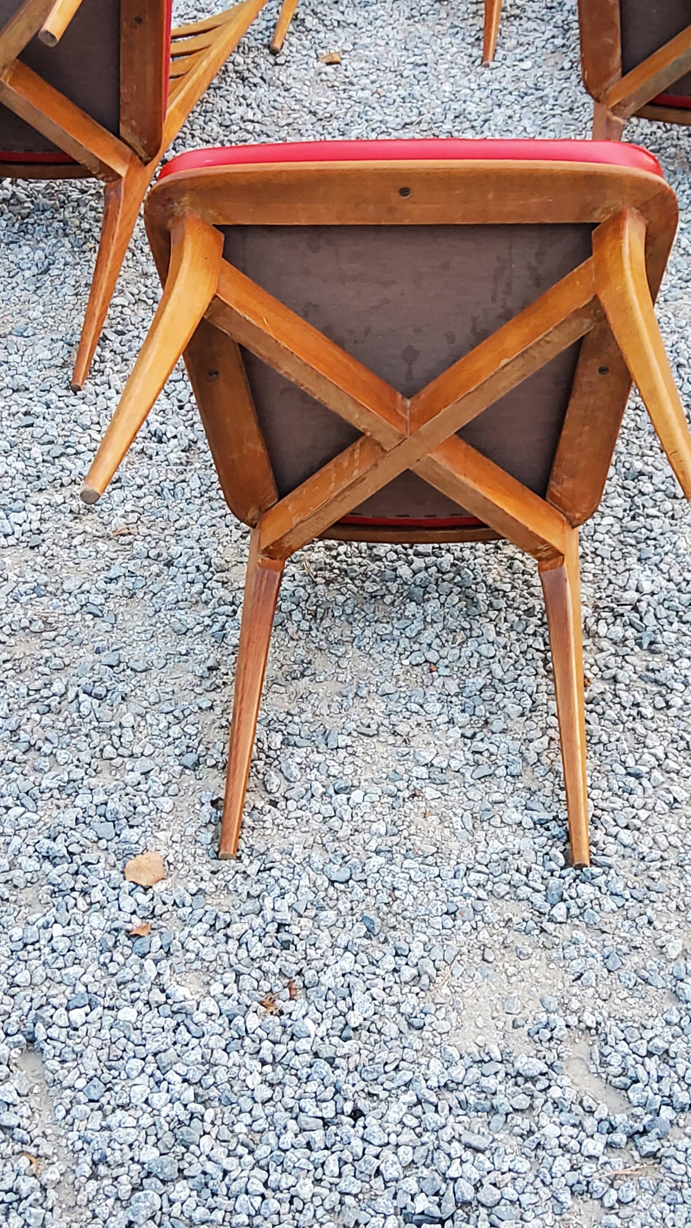 Set of 6 vintage Scandinavian style chairs from the 50s