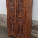 Armoire ancienne en bois