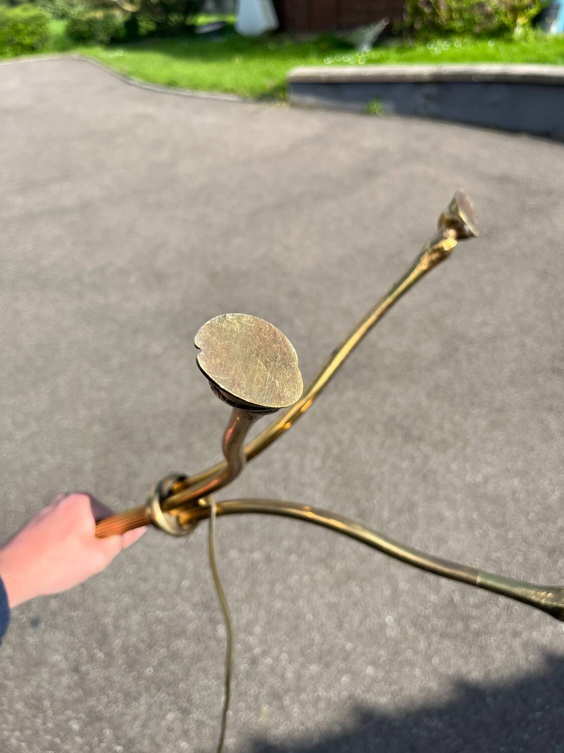 Vintage pied de lampe tripode laiton 1950 sabot de biche lampadaire