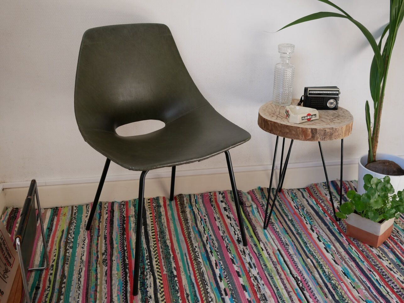 Chair tonneau Pierre Guariche for Steiner