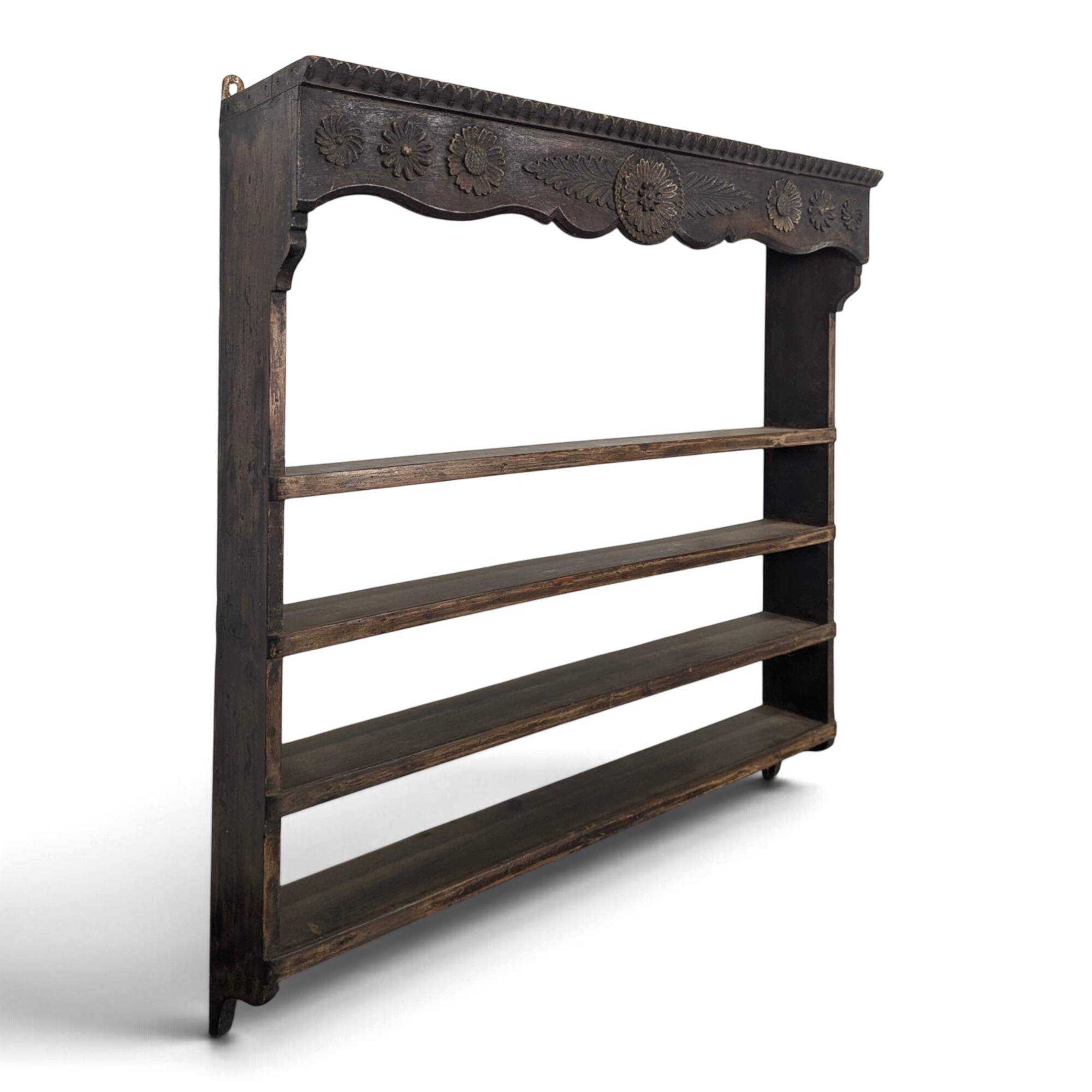 Étagère murale égouttoir en chêne sculpté de fleurs