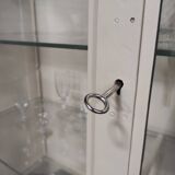 Armoire de médecin double vintage | Armoire à pharmacie blanche sur pieds élégants