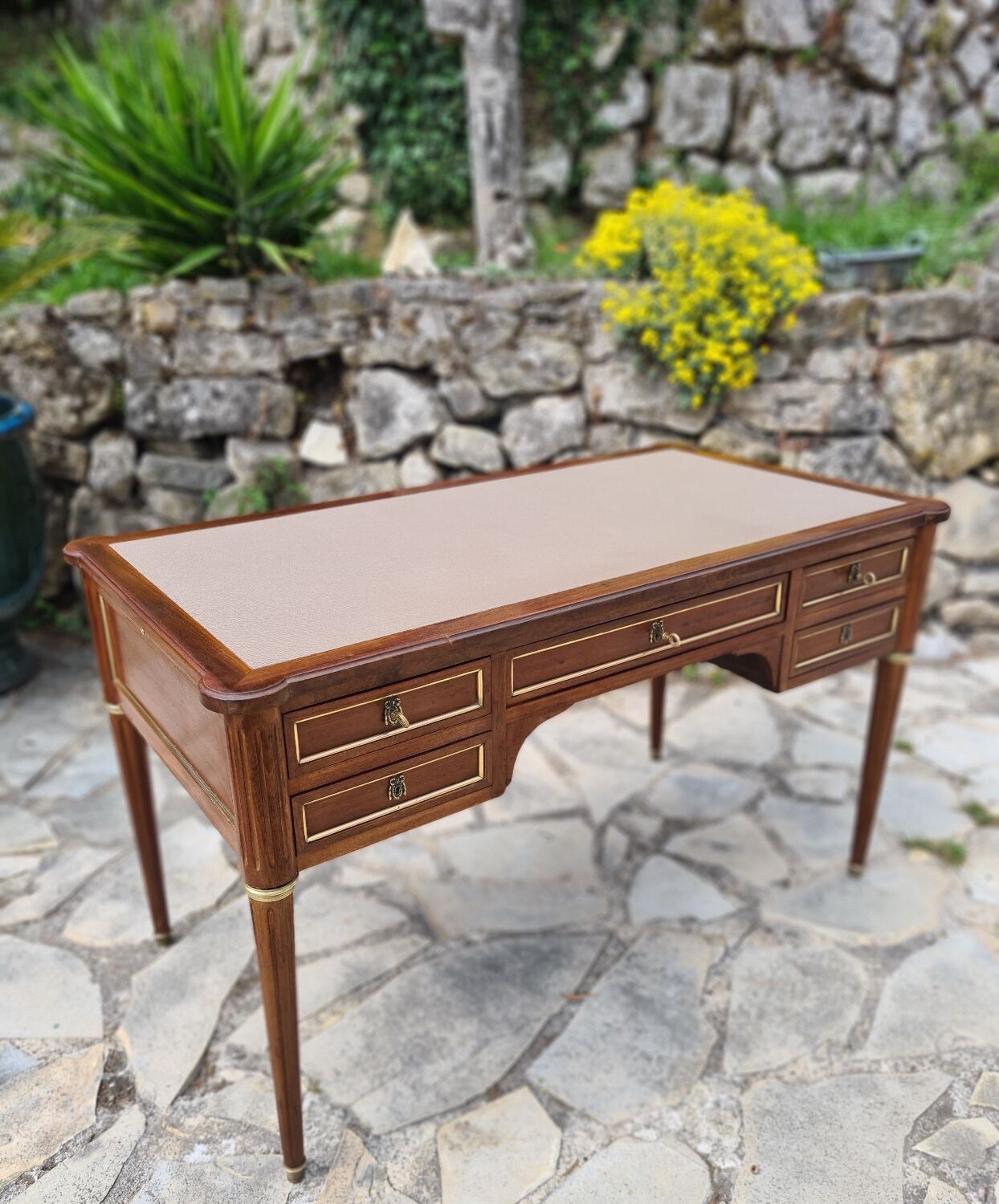 Double-sided mahogany flat desk in louis xvi style