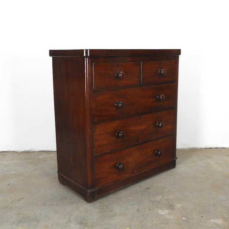 English chest of drawers