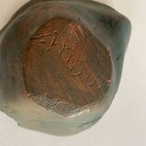 Terracotta art bowl "Jointed hands" signed by the artist Maria Ruiz