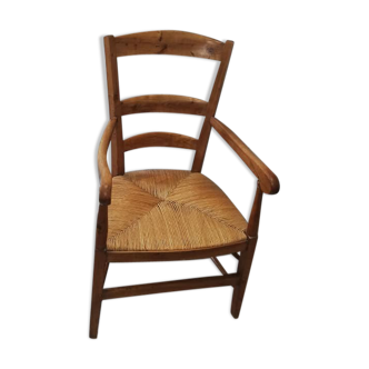 Chair mulched in cherry