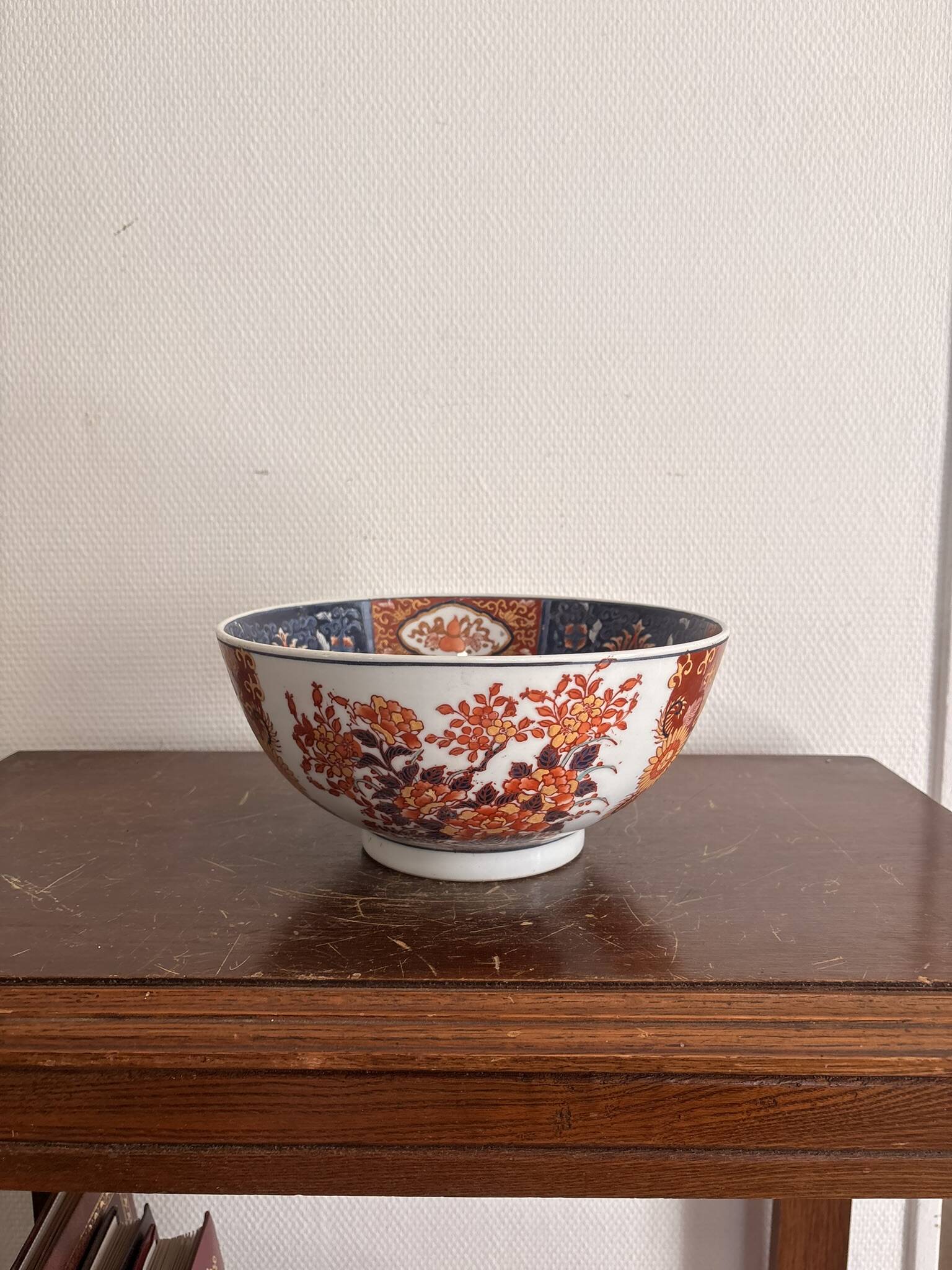 Antique Imari Bowl Plate Japan Meiji Xianfeng Flowers