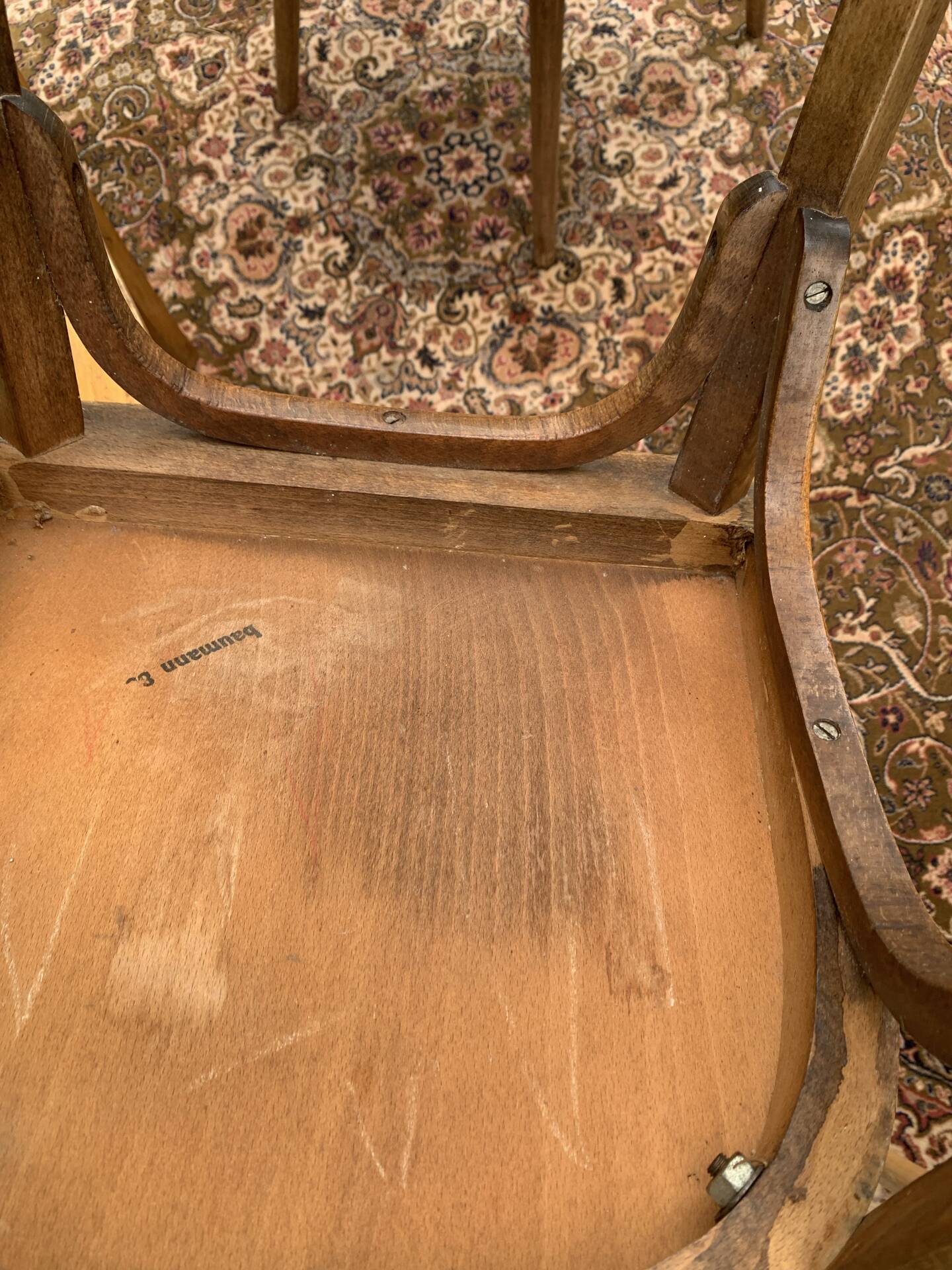 Duo de Chaises Vintage dont une Baumann Authentique – "Dans leur jus"