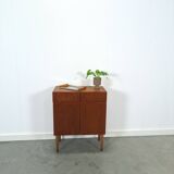 Teck plus fin kastje met lades, nr. 1