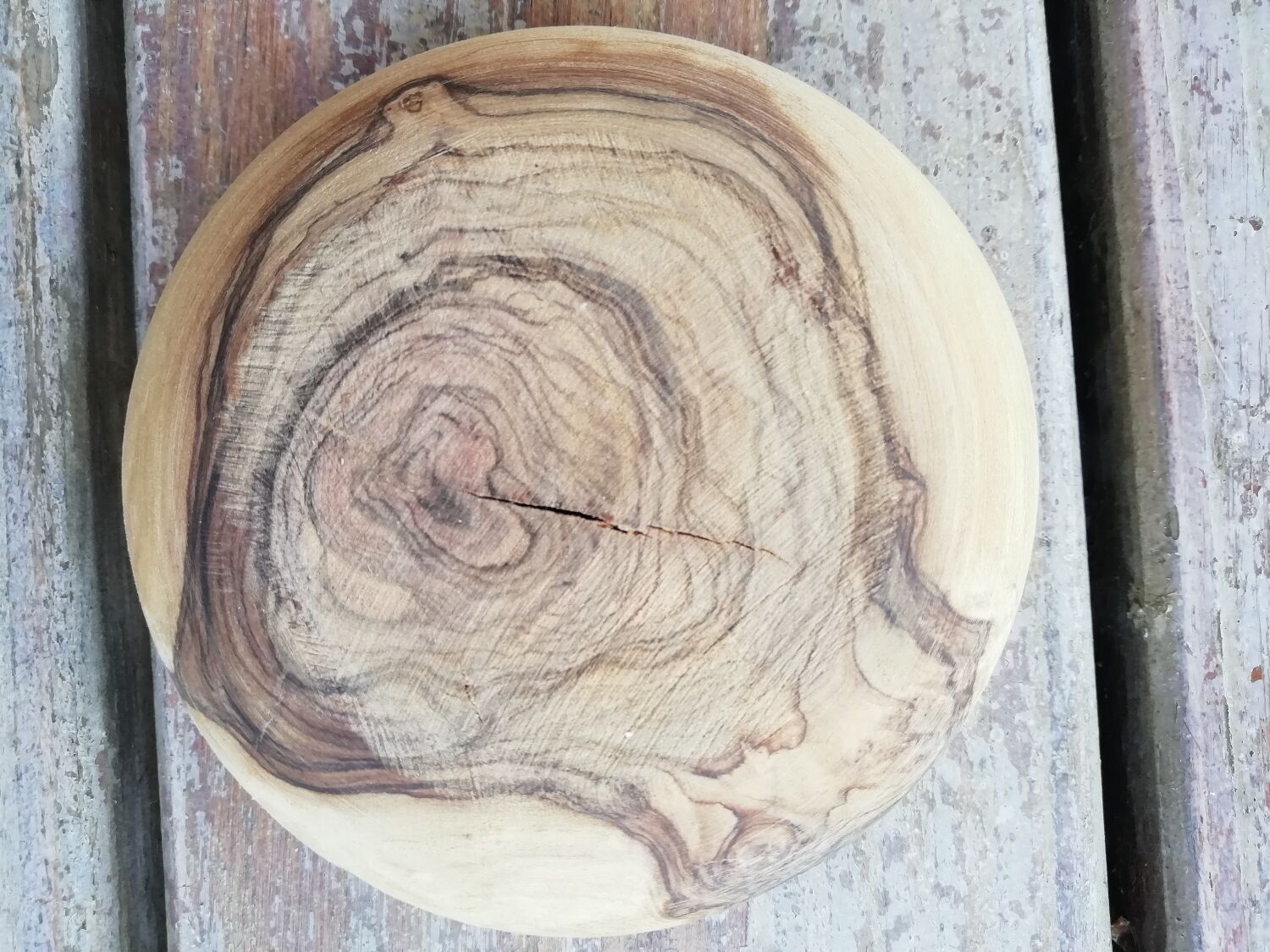 Series of olive bowls