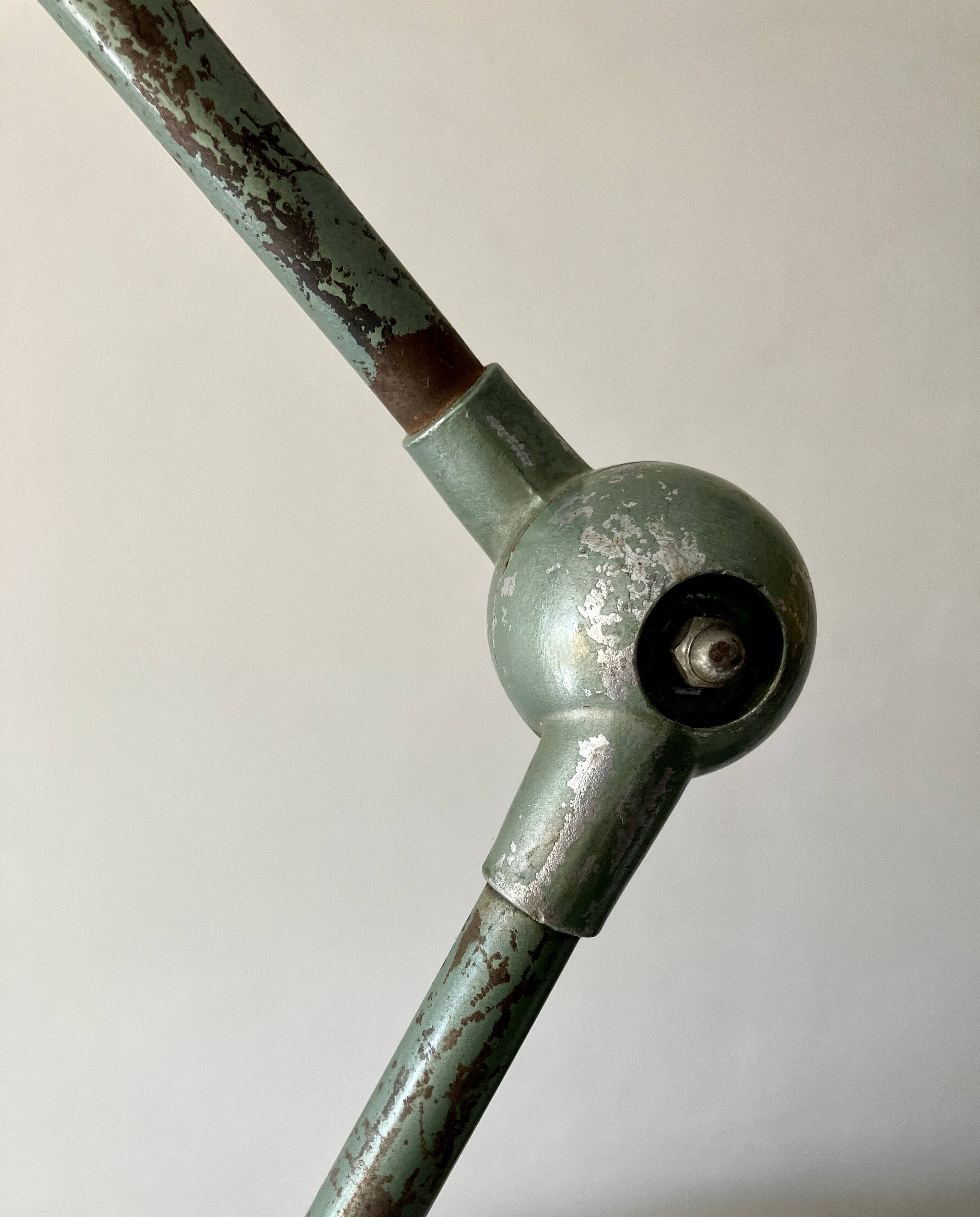 JIELDÉ lamp with 3 arms.