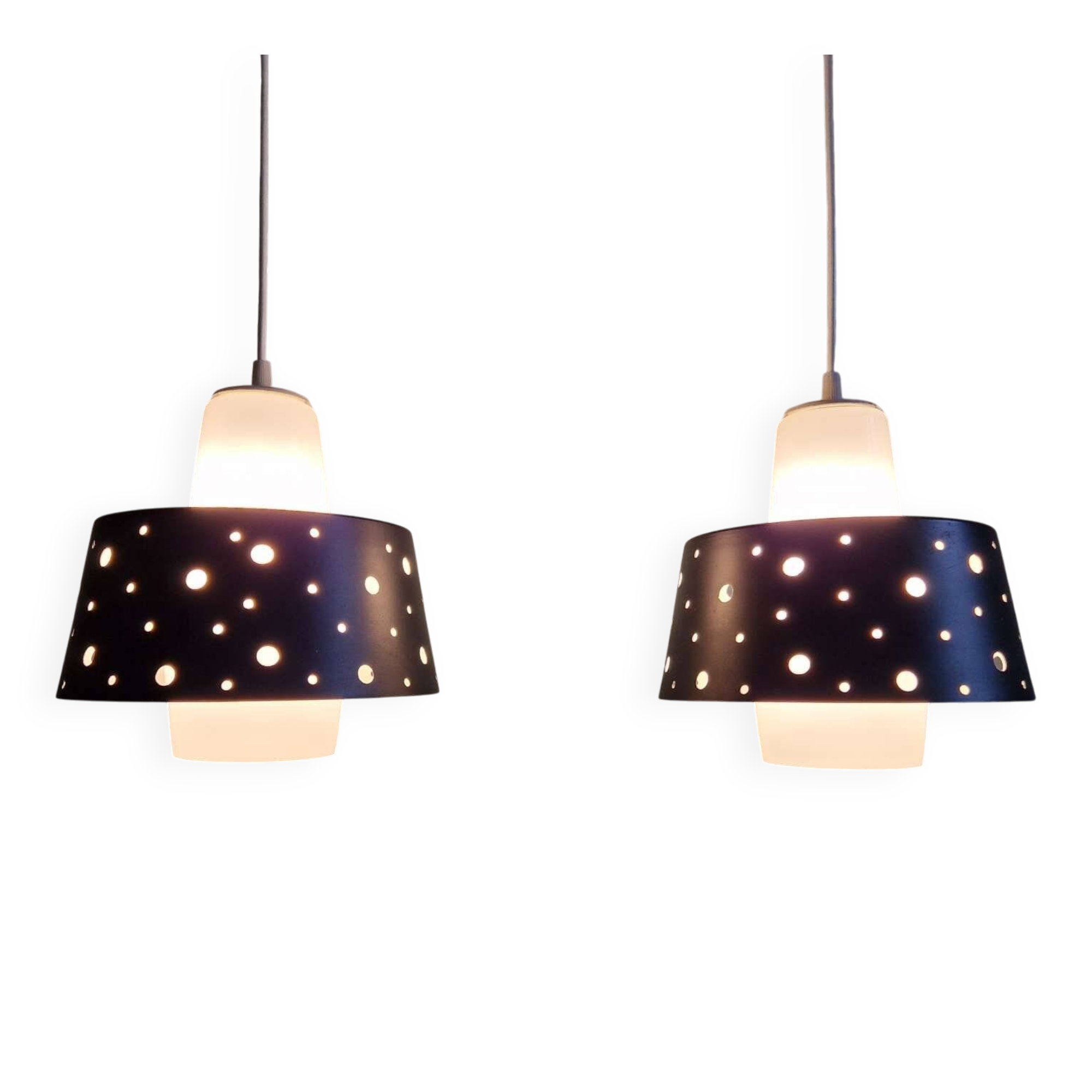 A pair of Scandinavian pendant lights in white opaline and black lacquered metal, 1960.
