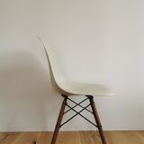 Eames DSW Herman Miller Chair