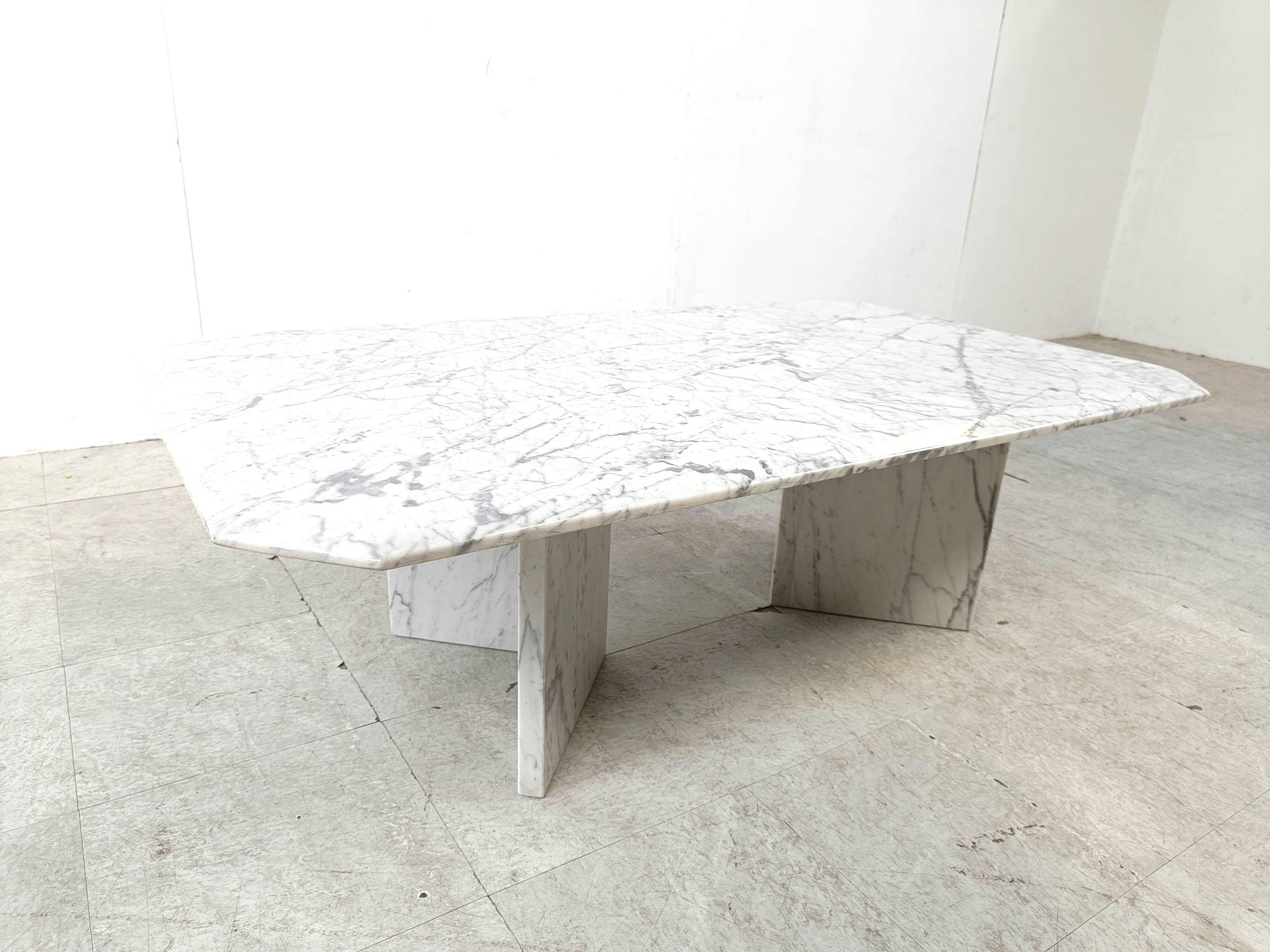 Vintage white marble coffee table, 1970s