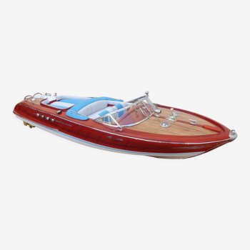 Model boat Riva Aquarama 63 cm