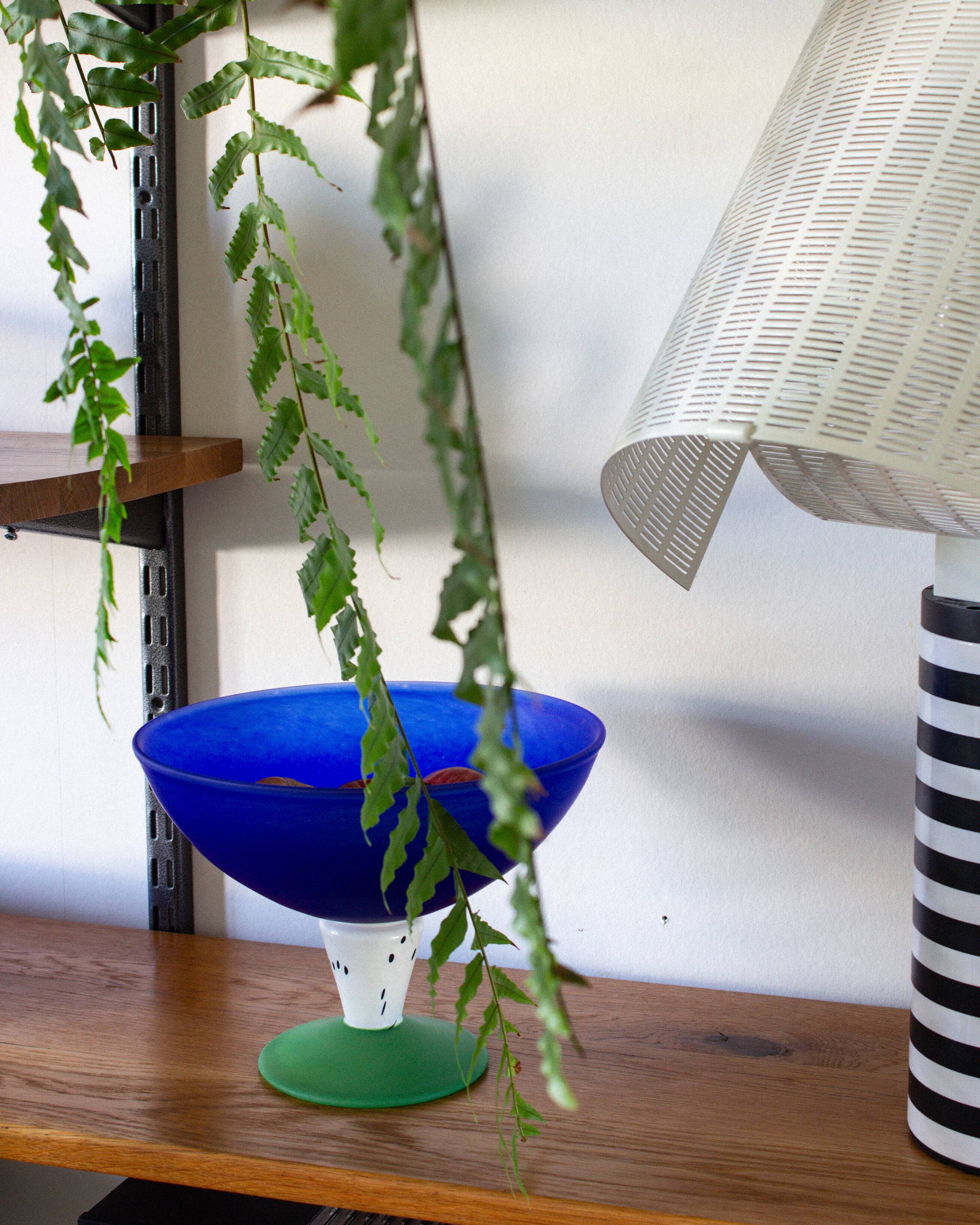 Fruit dish, fruit bowl, standing bowl, Gunnel Sahlin x Kosta Boda, Sweden