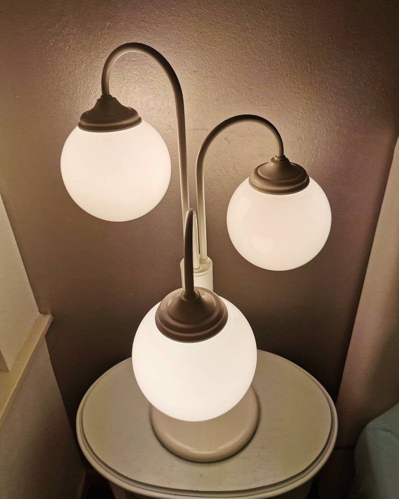 Lampe de table en métal blanc vintage avec 3 boules de lanterne, années 80