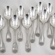 Christofle Vendôme Shell, cutlery set 49 pieces, silver-plated knives.