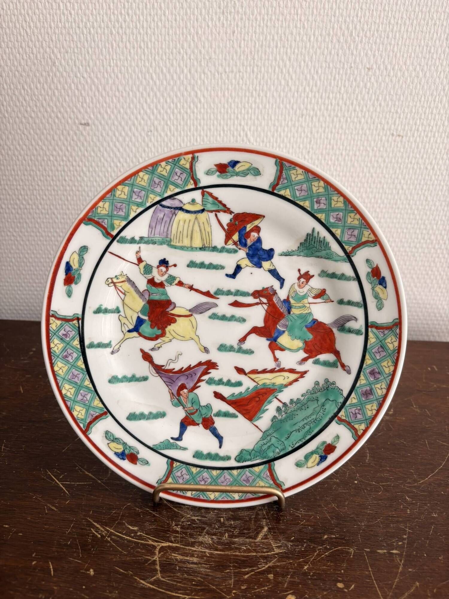 Ancient Plate War Cavalry Wucai Famille Verte Ming Qing Kangxi China