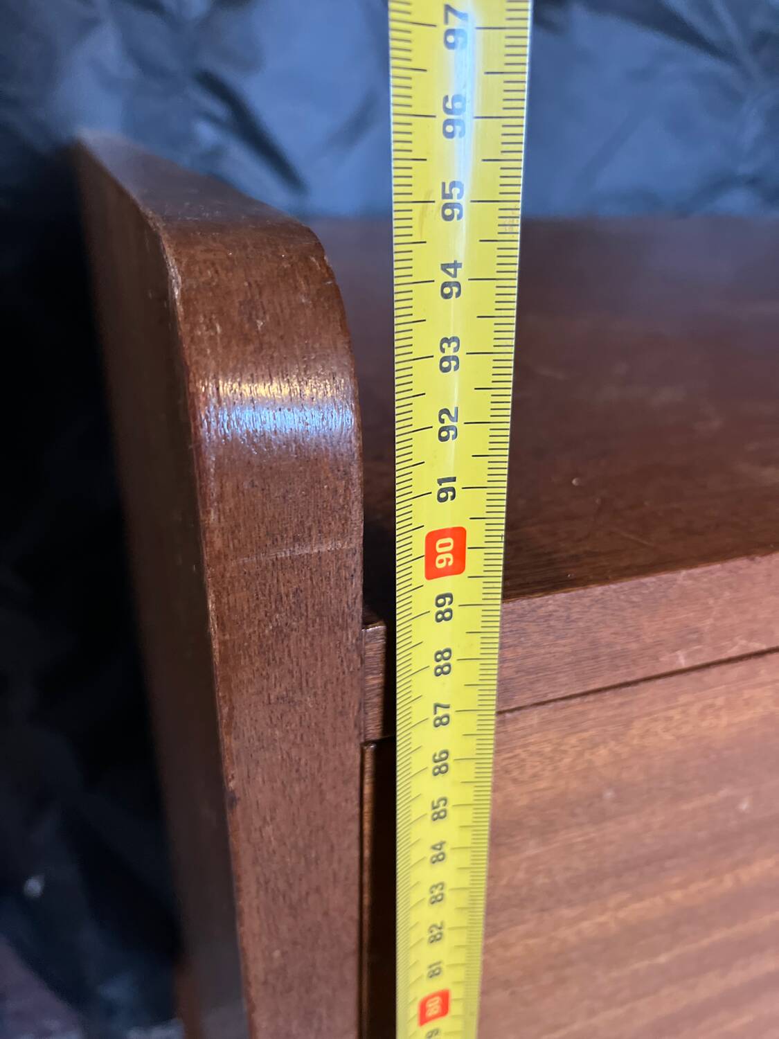 Commode vintage