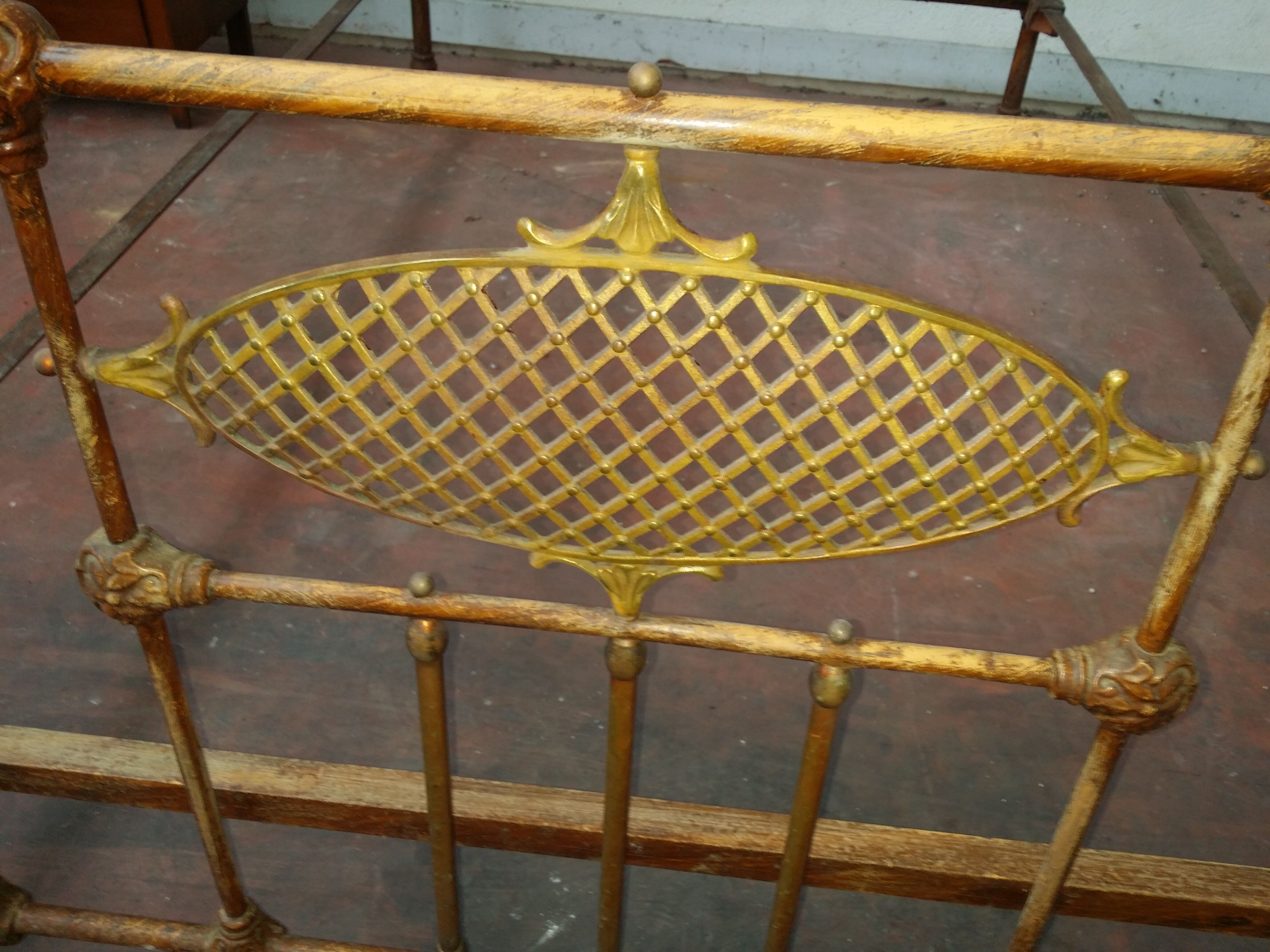 Iron bed garden bench