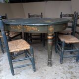 Set of a painted table with its 5 chairs