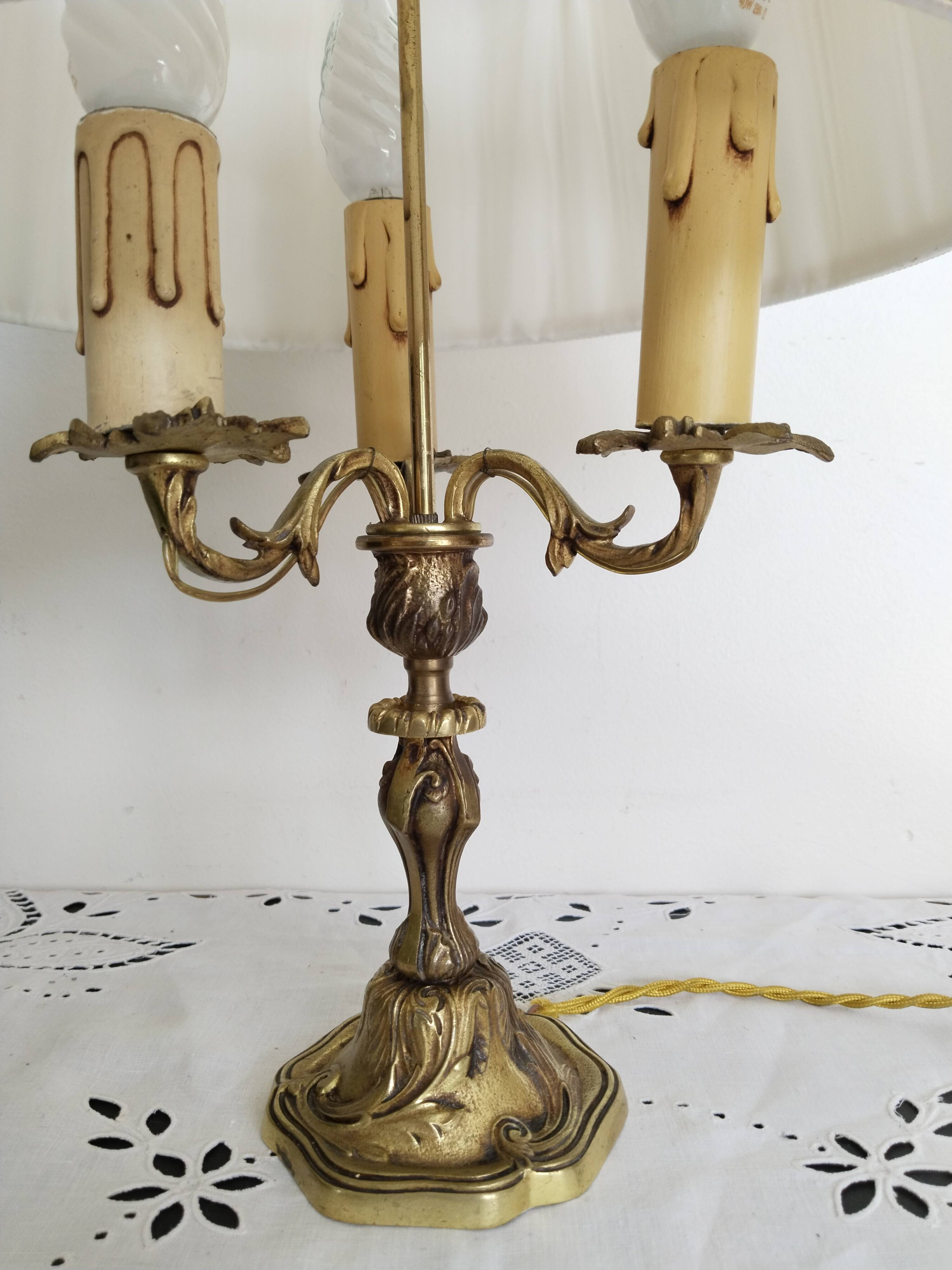 Bouillotte lamp in gilded brass, Empire style, 3 lights
