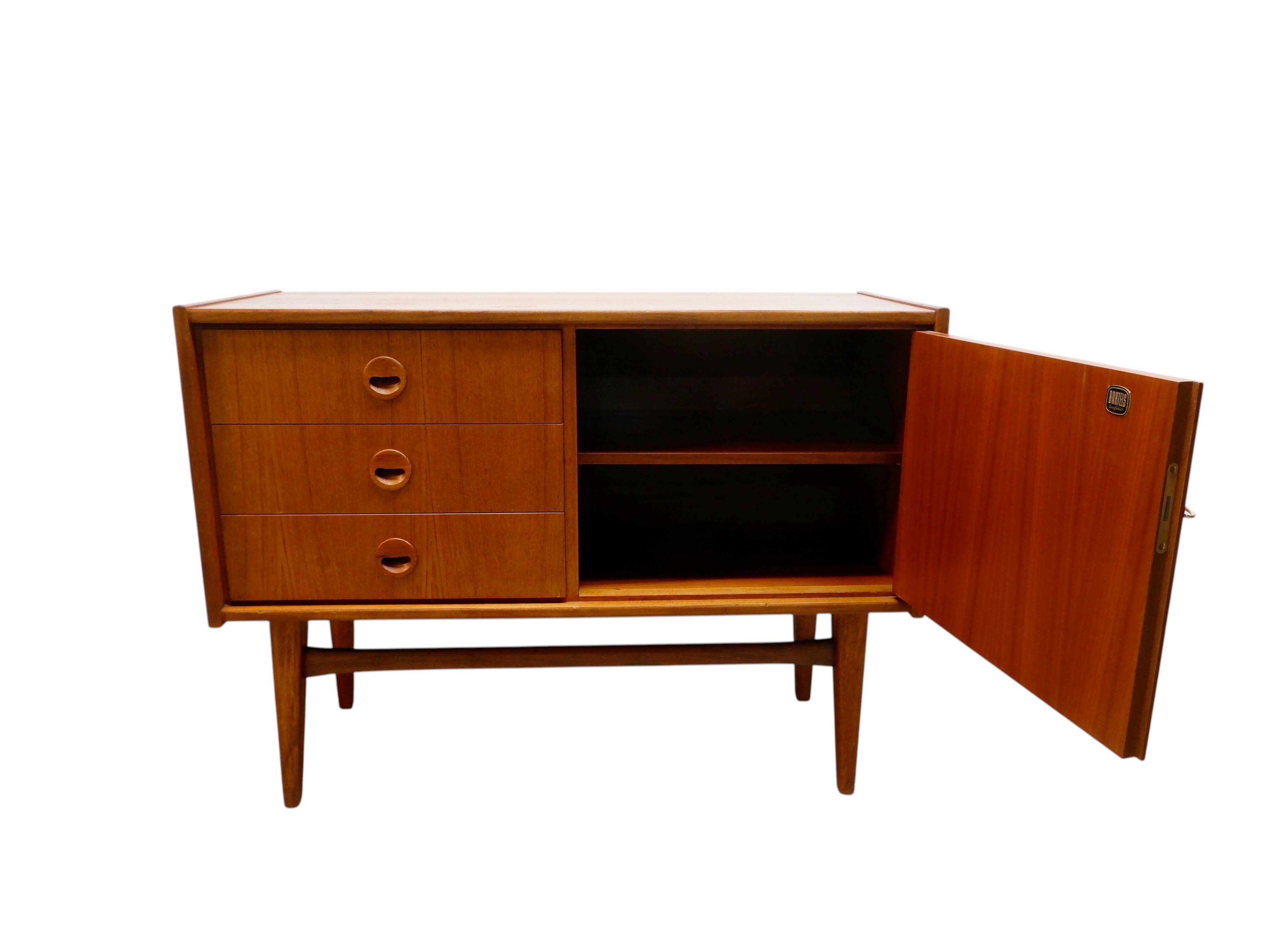 Buffet vintage Bartels, années 1960