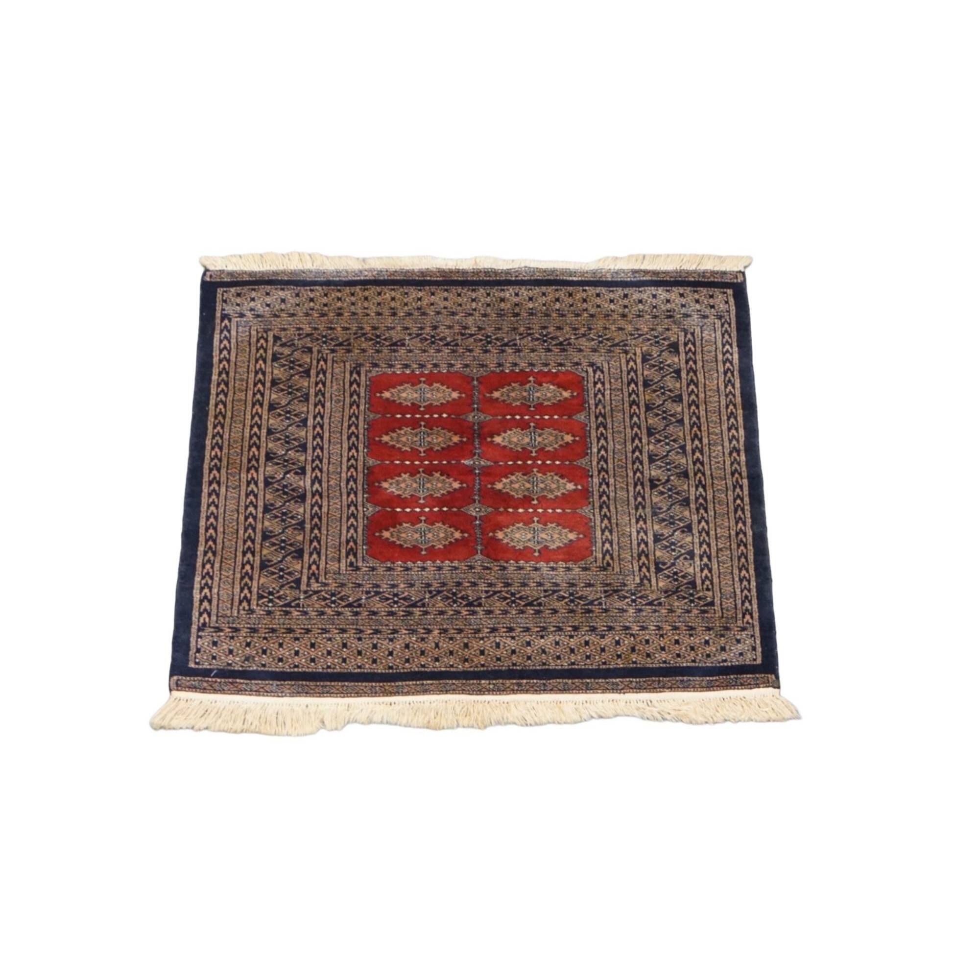 Square Rug in Red and Blue – 105x98 cm