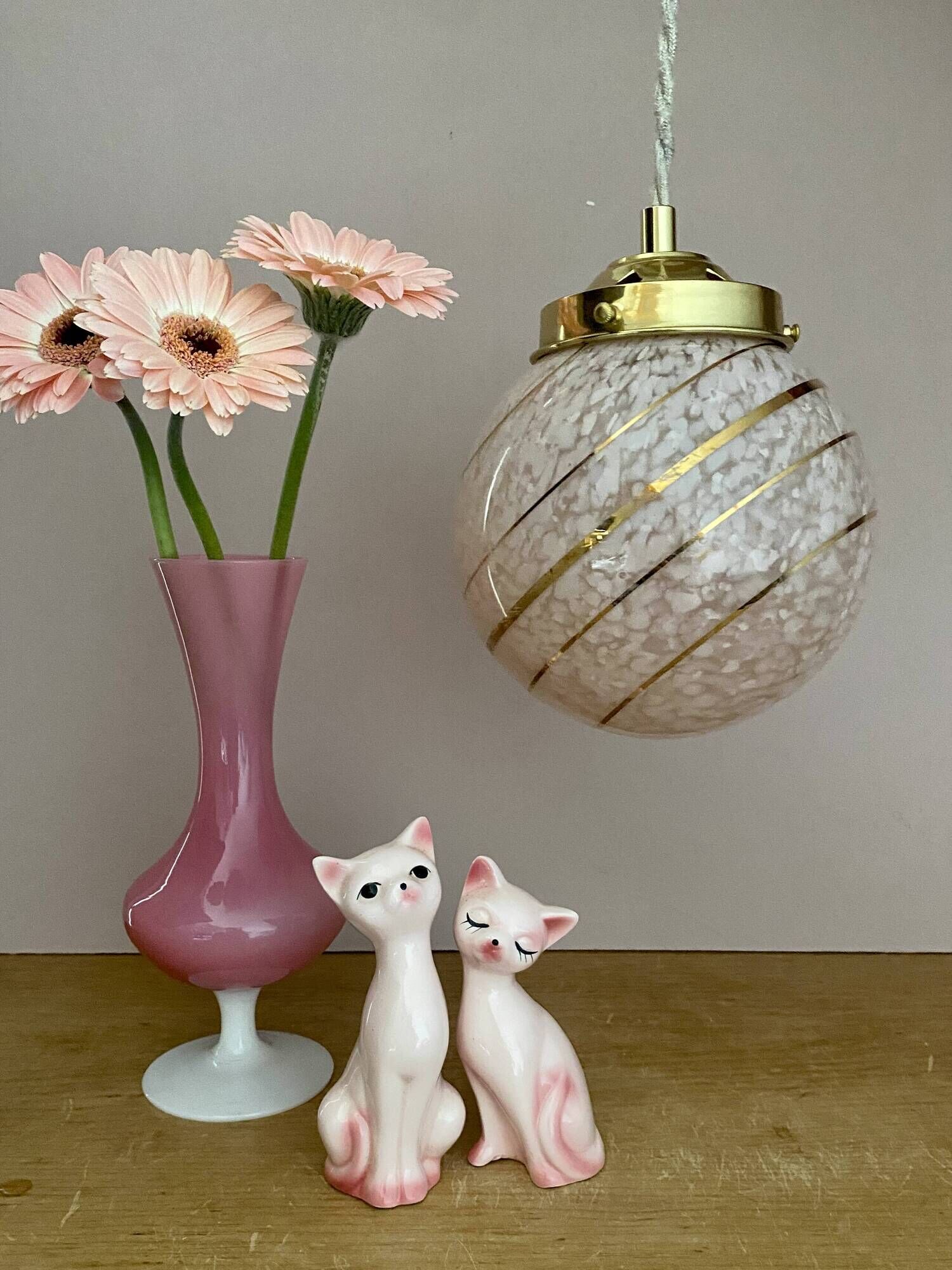 Vintage art deco globe pendant light in pink and gold Clichy glass