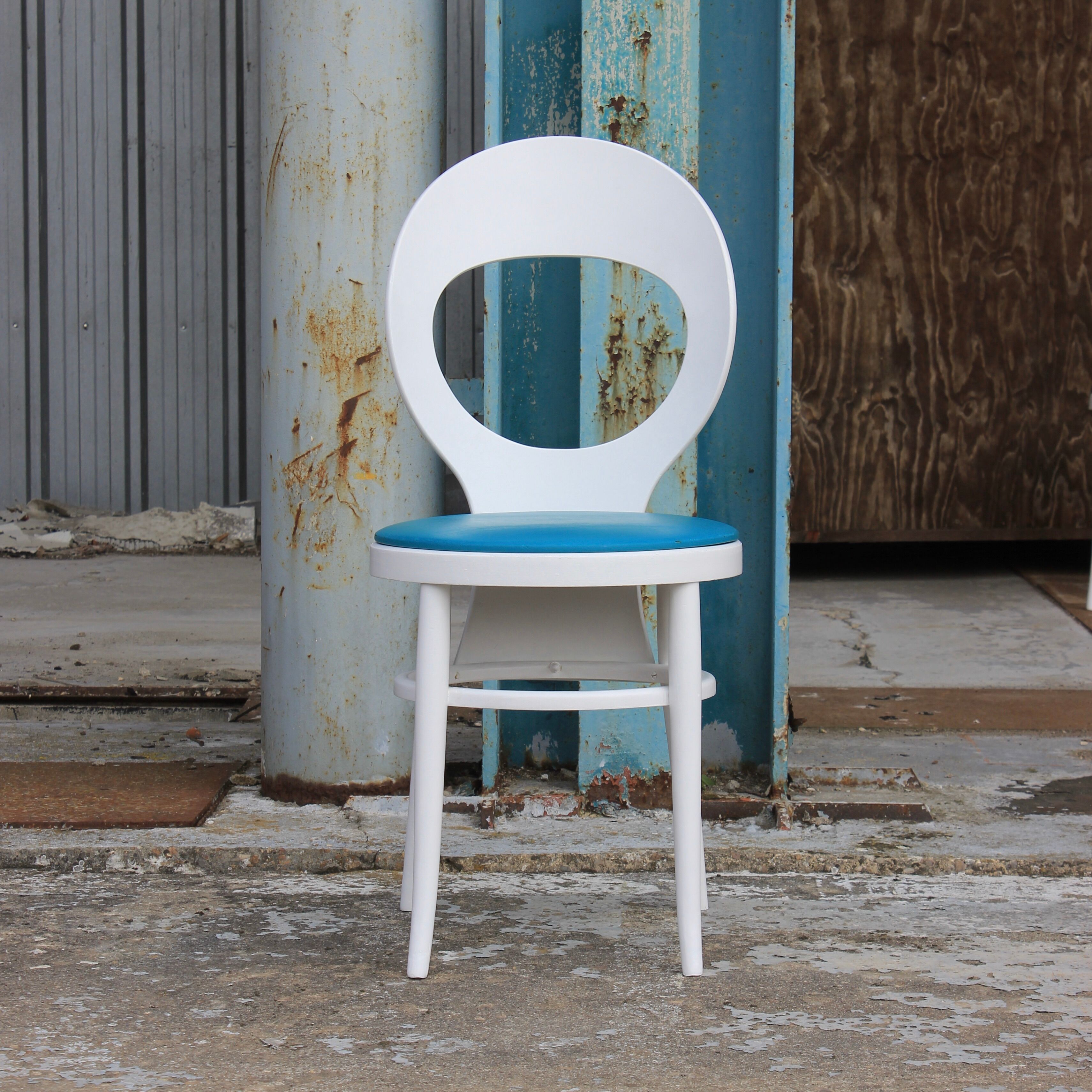 Baumann seagull chair