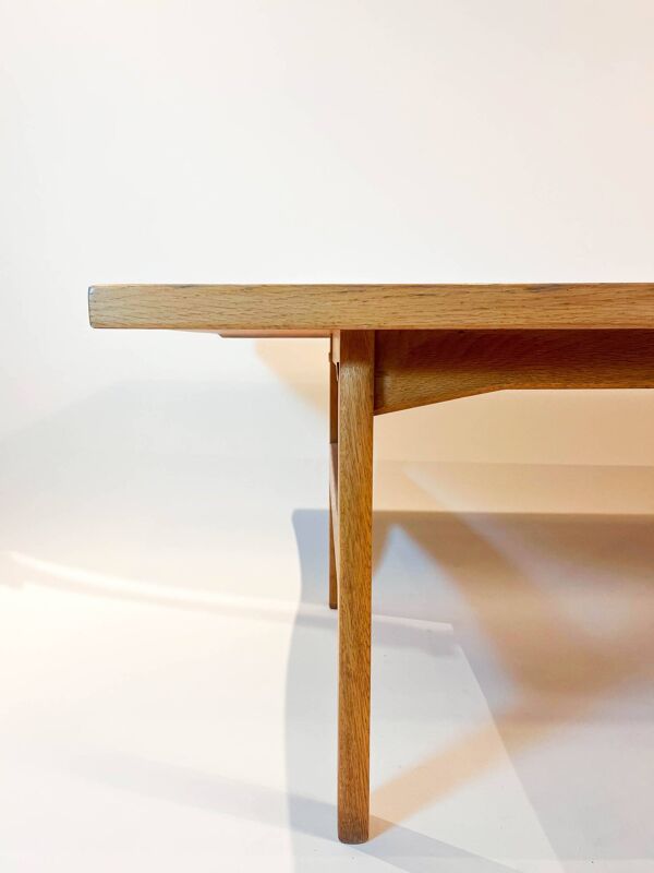 Table basse en chene massif par kindt-larsen pour ab seffle mobelfabrik