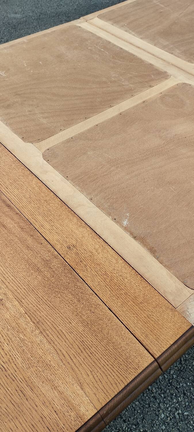 Solid wood art deco table, with extensions