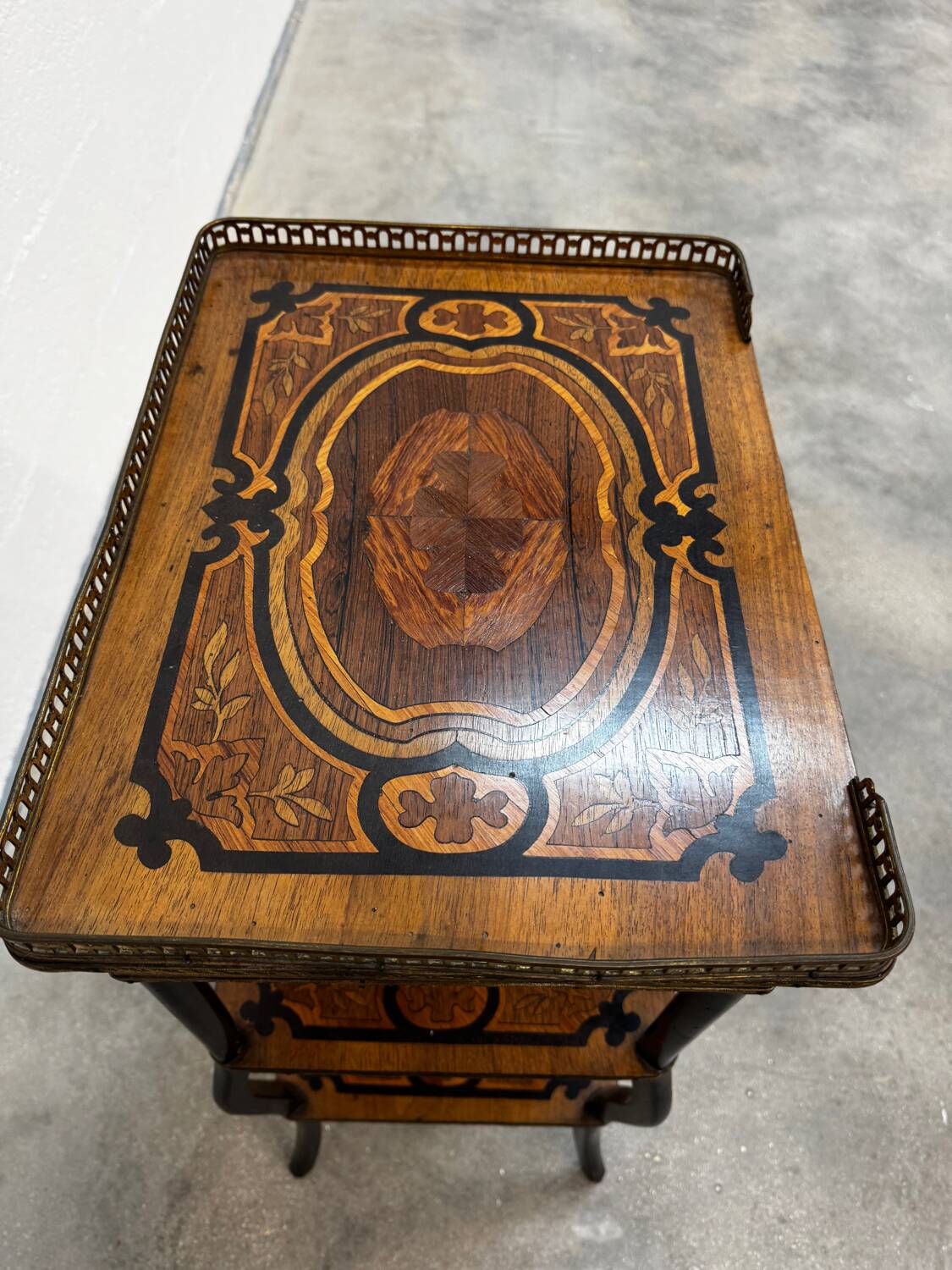 Napoleon III side table in marquetry and gilding