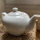 Round teapot in white earthenware, 1 liter