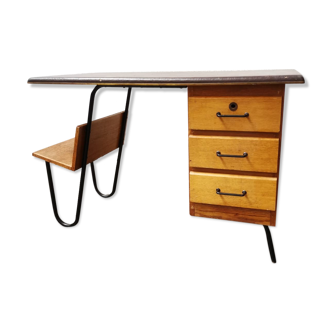 Desk brand Spirol