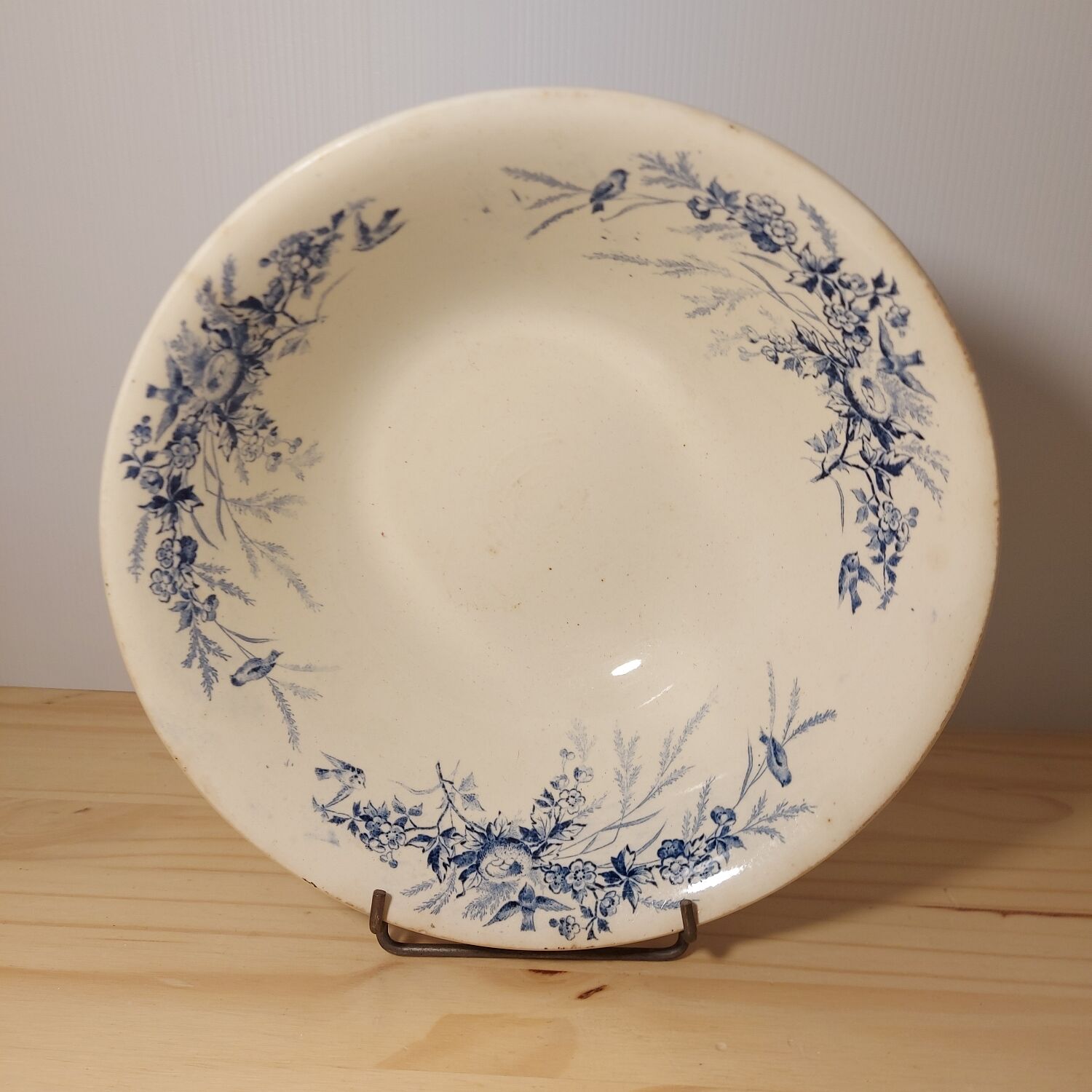 Old salad bowl Creil and Montereau iron earth