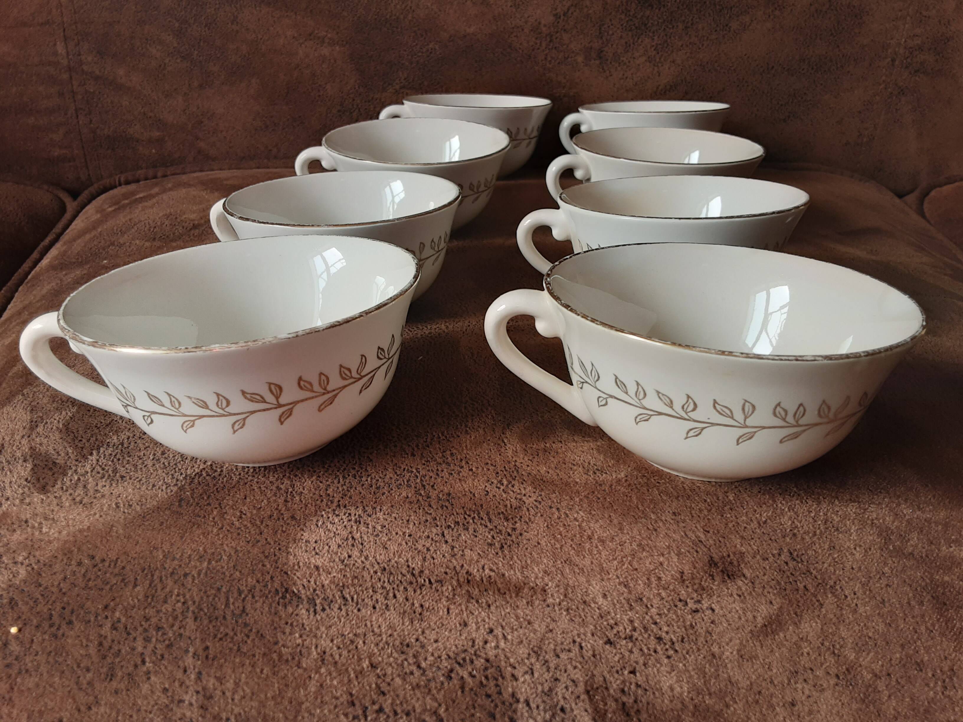 Set of 8 Gien cups