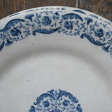 15 Gien porcelain plates and 1 cake dish on foot