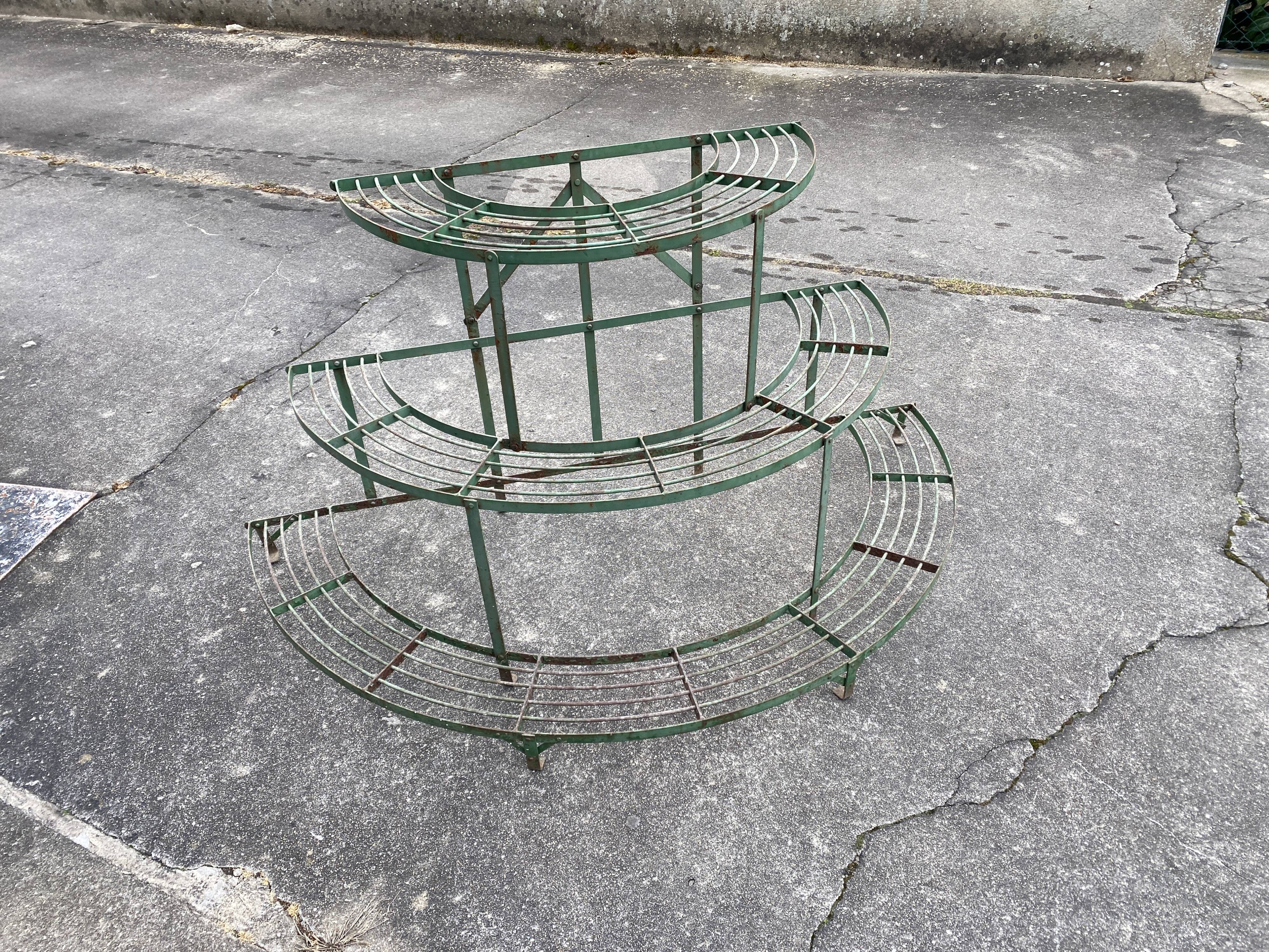 Plant holder half moon year 50 florist
