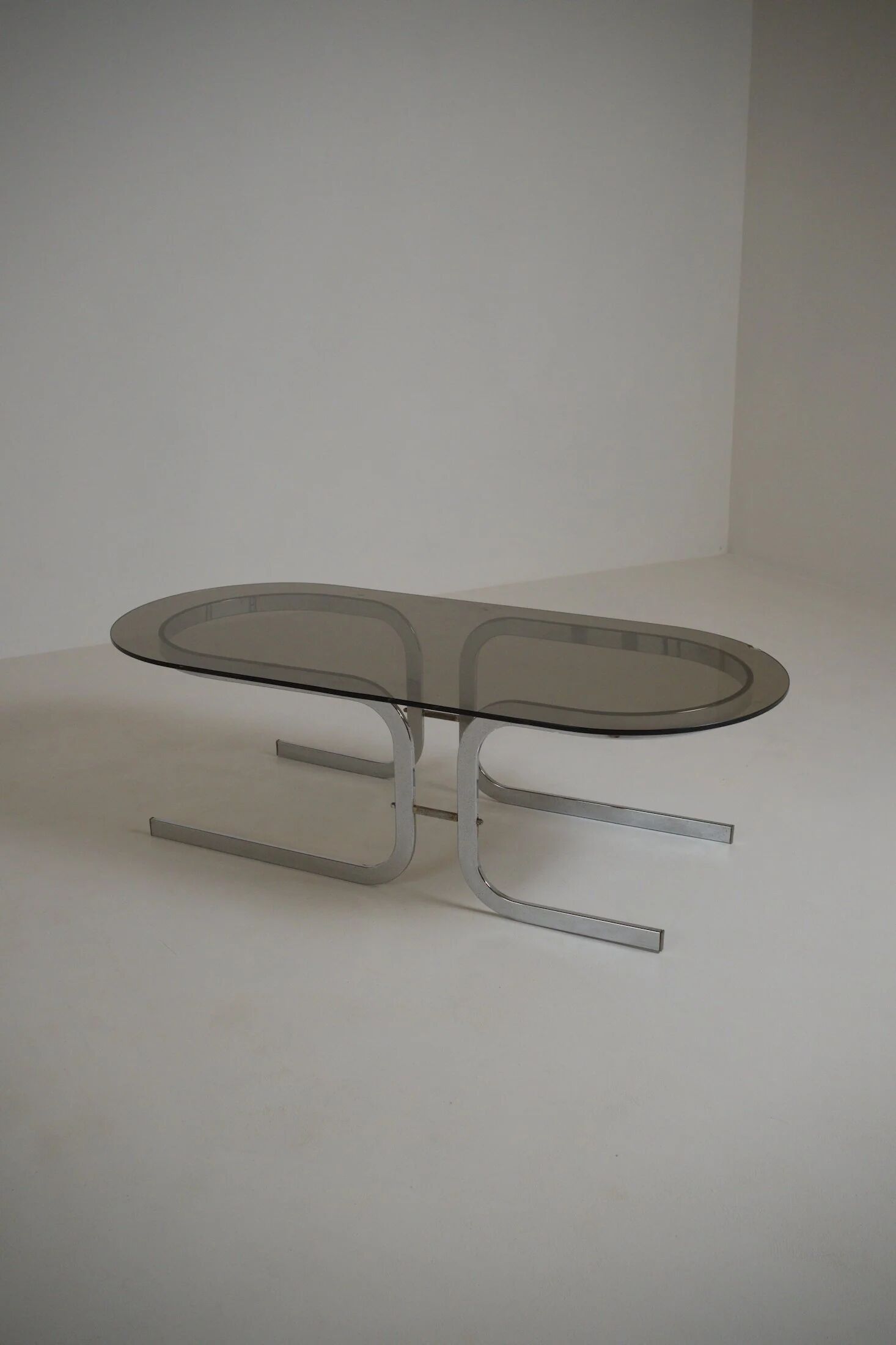 Table basse d'inspiration space age, années 1970